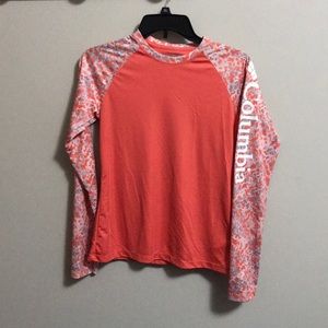 Women’s XS Columbia long sleeve (108)